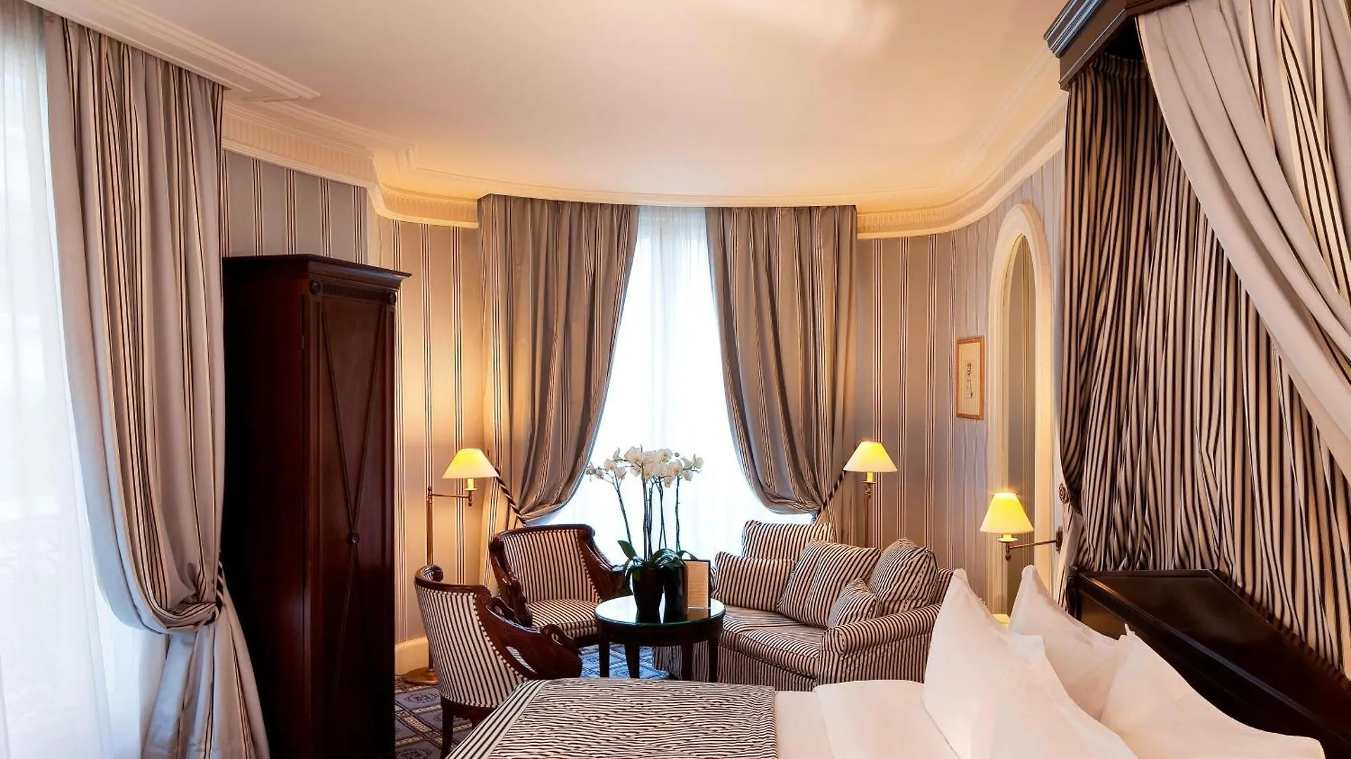 Hotel Le Dokhan's Arc De Triomphe, A Tribute Portfolio 5*