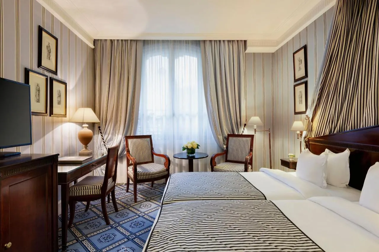 Hotel Le Dokhan's Arc De Triomphe, A Tribute Portfolio