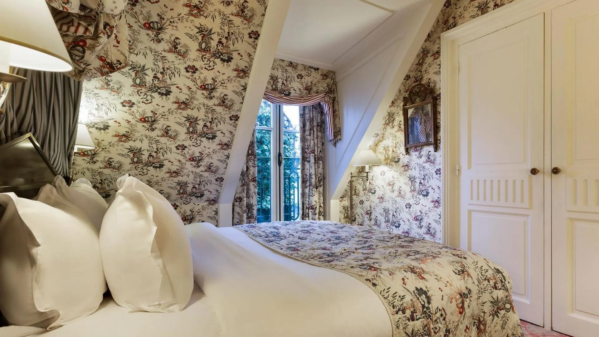 Le Dokhan's Arc De Triomphe, A Tribute Portfolio Hotel Paris