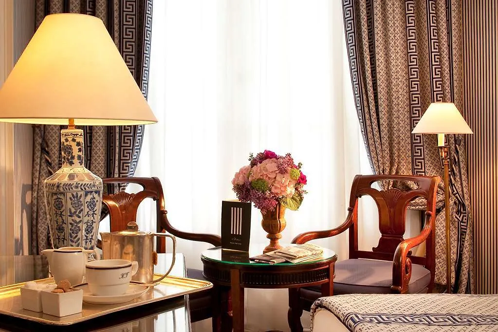 Le Dokhan's Arc De Triomphe, A Tribute Portfolio 5*